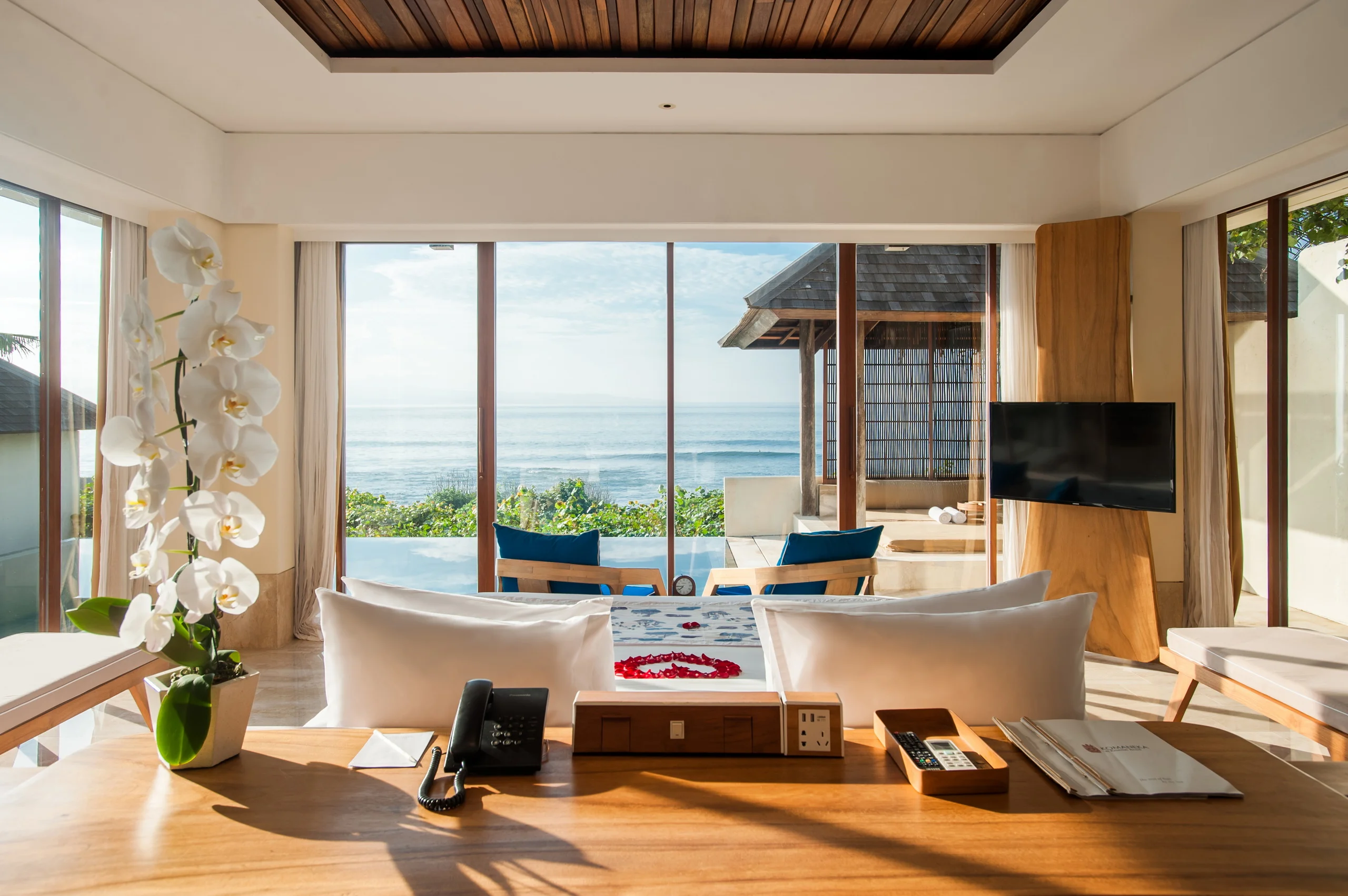 1BR Ocean Pool Villa